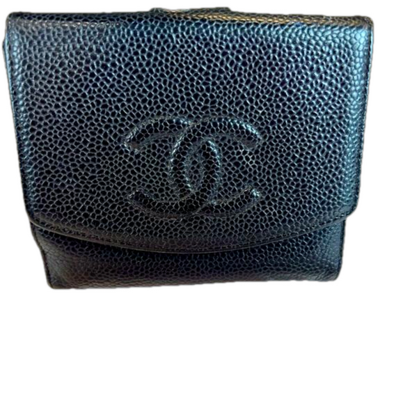 CHANEL Handbags - 💎AUTHENTIC💎 CHANEL BLACK CAVIAR LEATHER VINTAGE TIMELESS COMPACT WALLET
